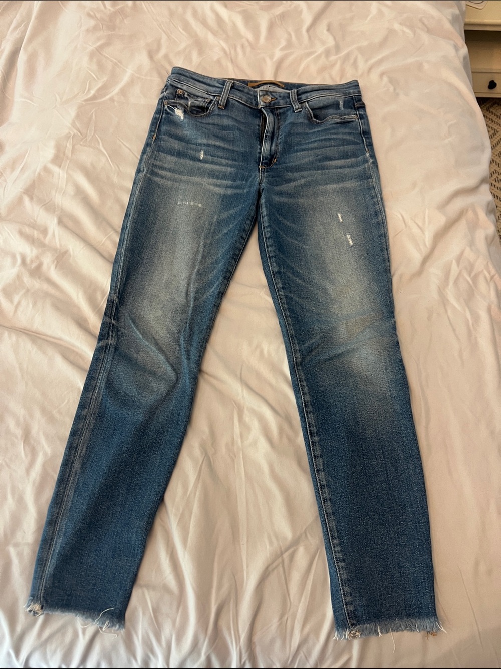 Joe's Jeans Women's Medium Wash Distressed Straight Leg Jeans